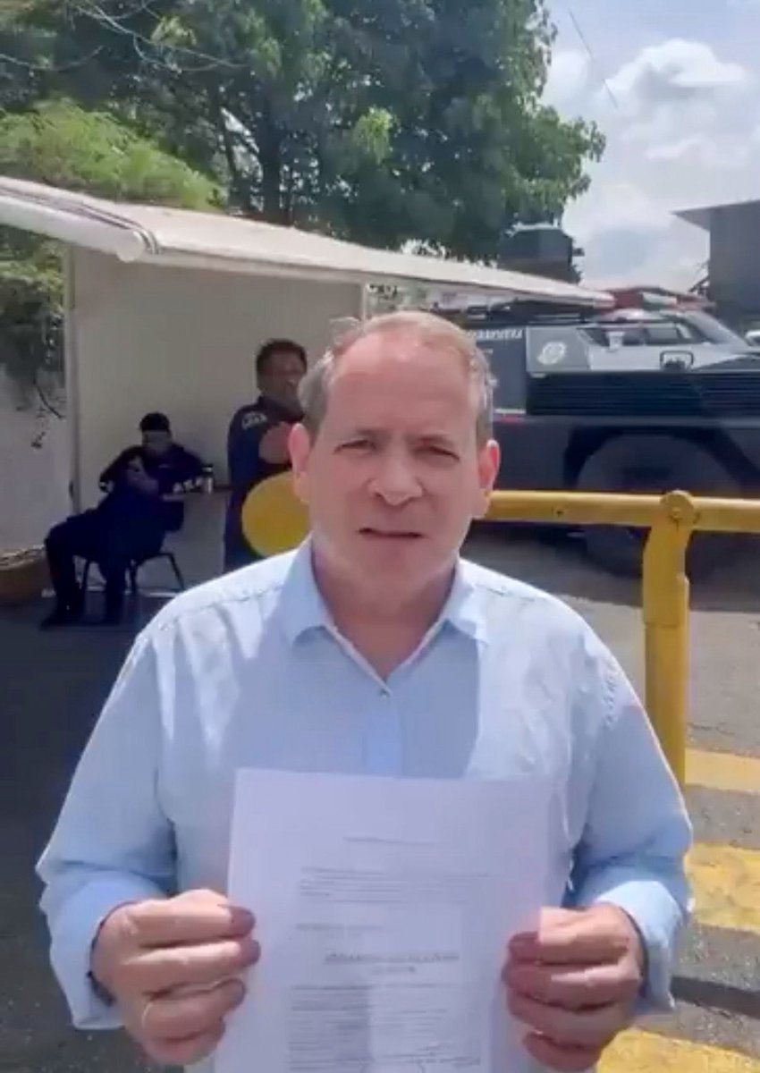 La excarcelación de Juan Pablo Guanipa significa otra conquista de las luchas que la oposición democrática ha sostenido en contra de los nefastos mecanismos de represión política en el presente siglo. 

Nos unimos a los sentimientos de sus seres queridos en estas horas de