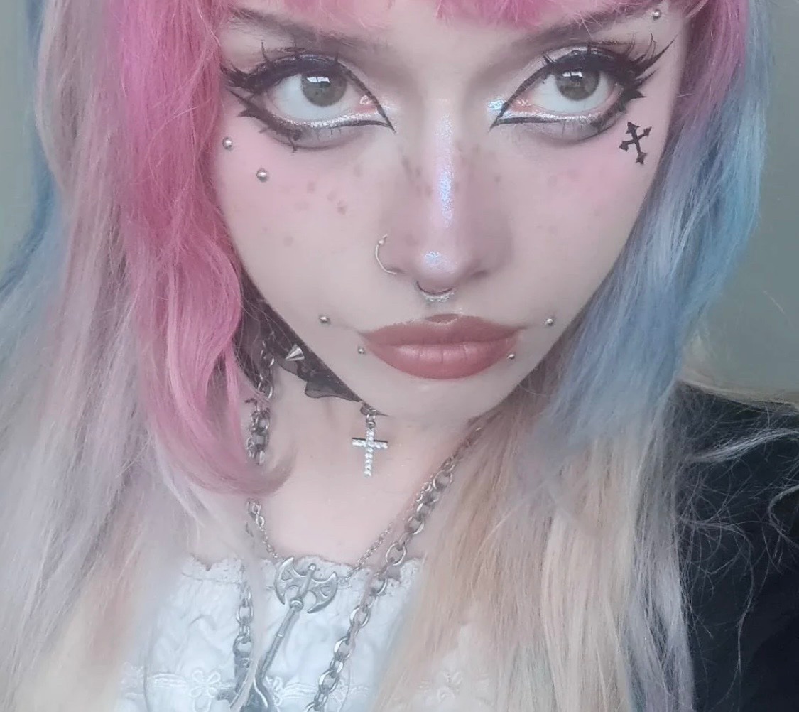ᴸᵒʳᵃʰ tweet media