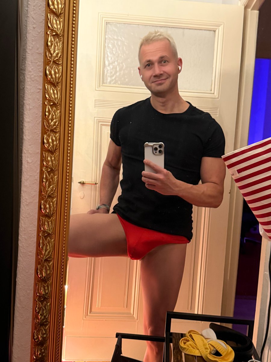 style_ahead tweet media