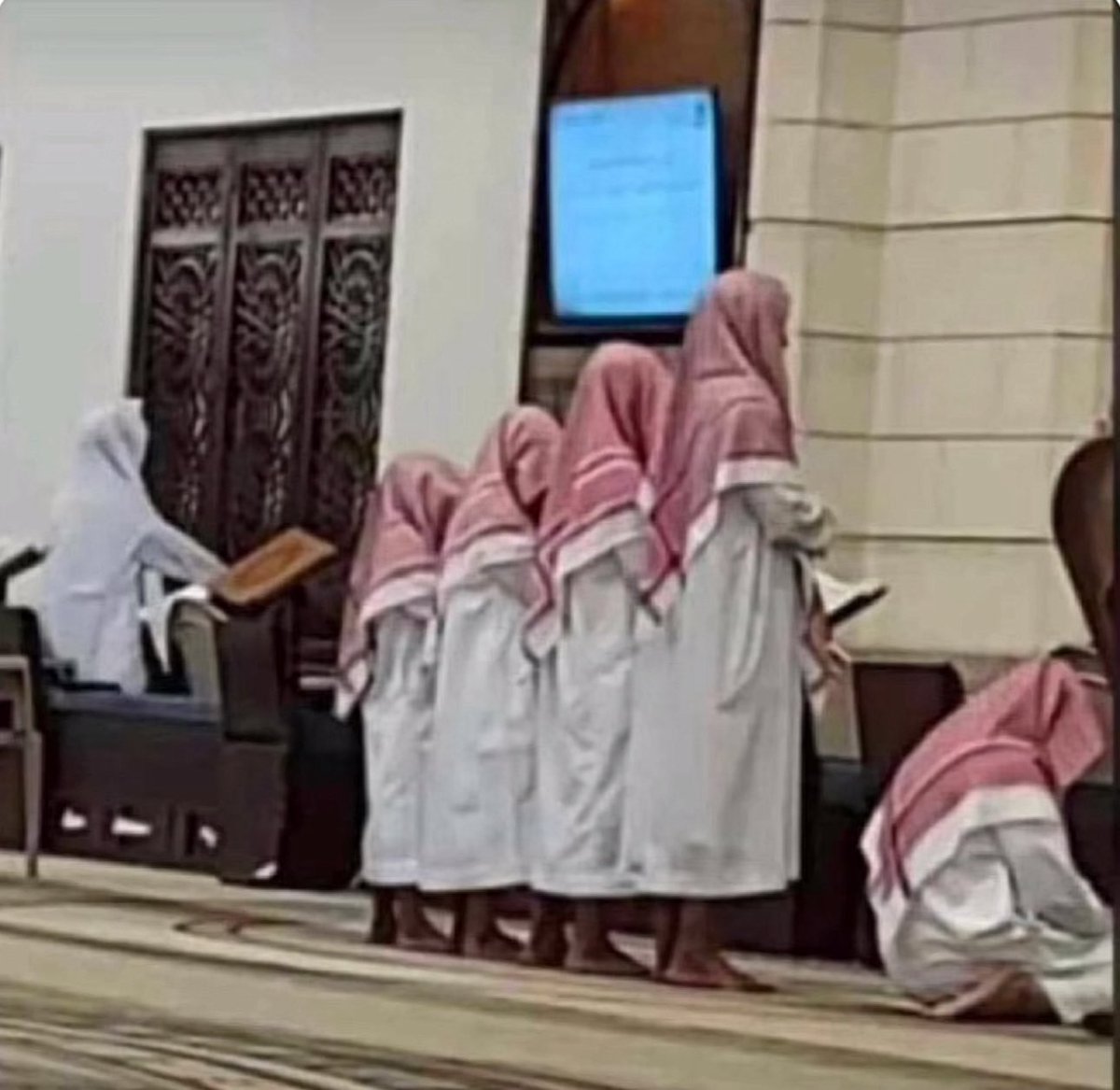 فيصل الحكمي📚 tweet media