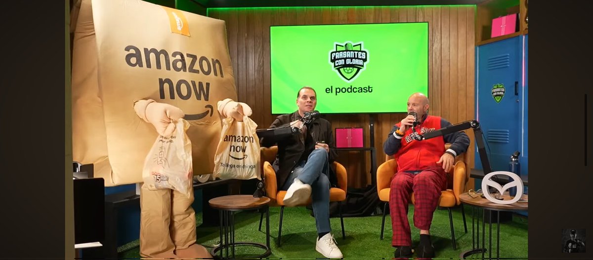 rafref_100's tweet image. Te quiero mucho, botarga de Amazon que salió en Farsantes con gloria.