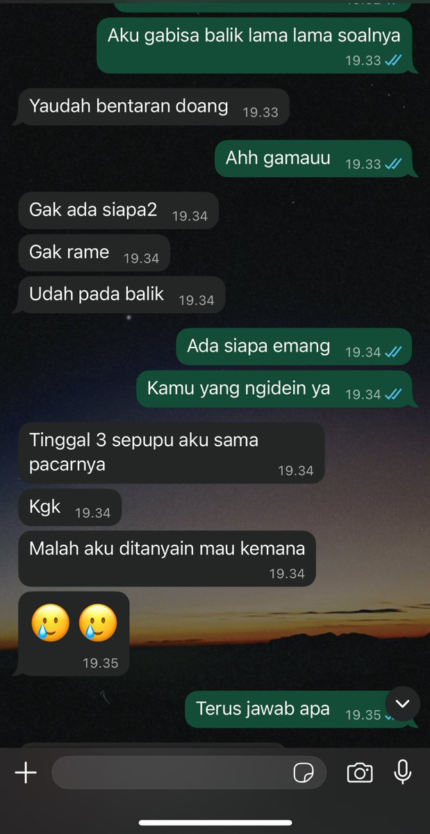 gatauakusaposeh's tweet image. Baru awal pacaran aja udah dibawa ke keluarga, ujungnya tetep #bubar