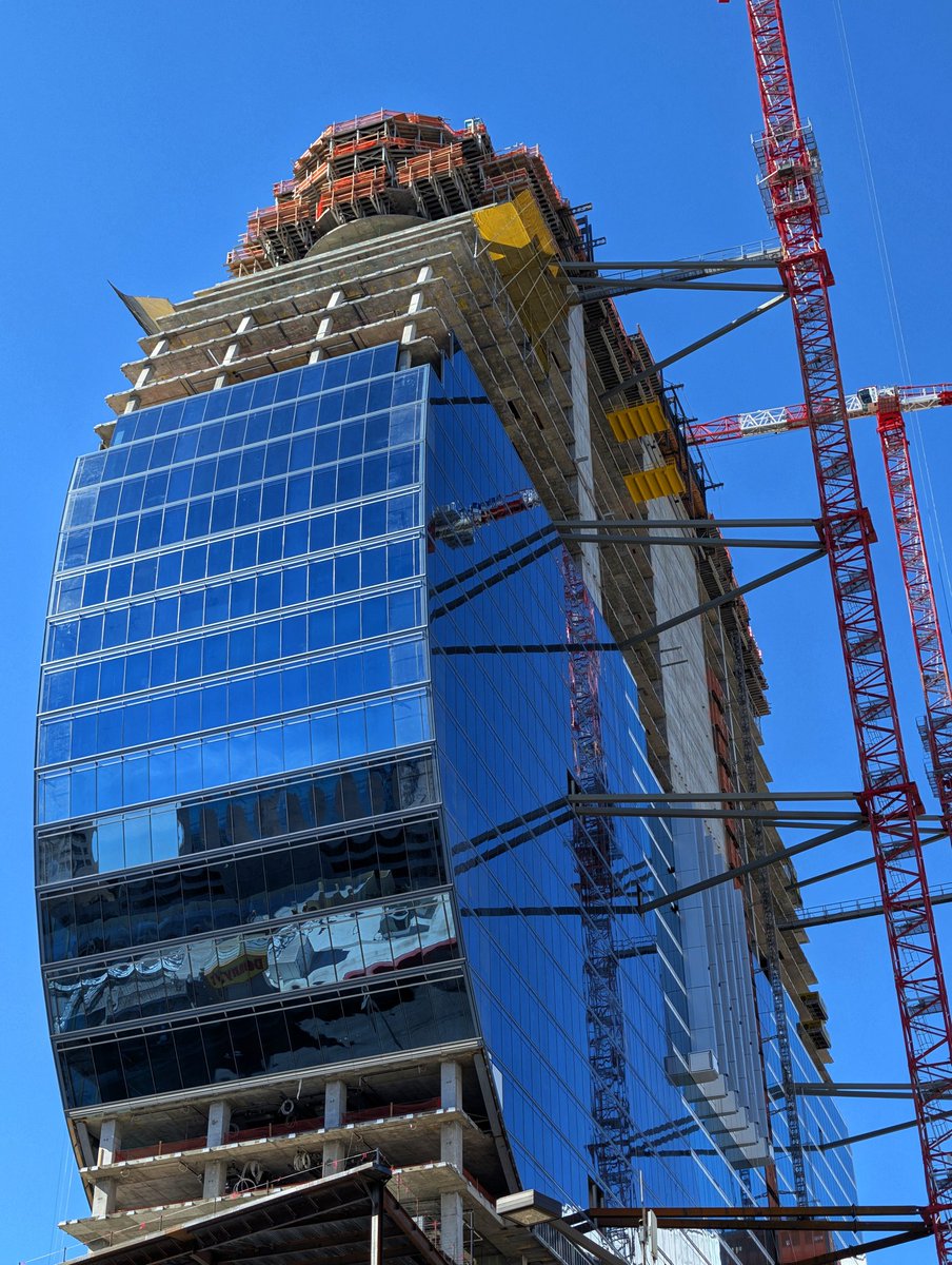 LasVegasLocally's tweet photo. It's not too late to turn this thing into a volcano. https://t.co/xkcFsxCSzv