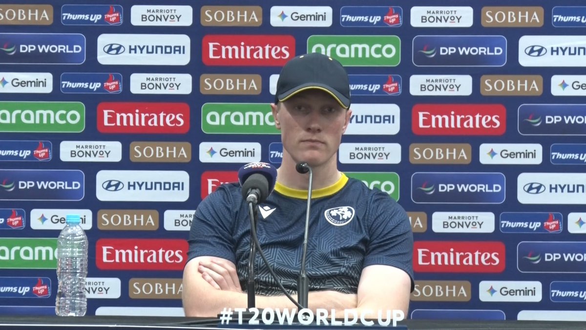 Cricket_World's tweet image. 🎙️ Post-Match Press Conference | ICC Men’s T20 World Cup
Kamindu Mendis 🇱🇰 and Harry Tector ☘️ addressed the media after the SL vs IRE clash.

cricketworld.com/kamindu-mendis…

#T20WorldCup #SLvIRE #PressConference