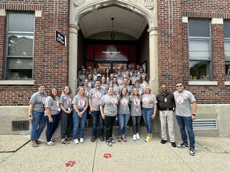 TEAM Southgate looks forward to seeing our families on Monday, February 9 for Parent Teacher Conferences from 12-6pm. Please contact your child's teacher if you still need a time slot for a conference. There is No School on Monday, February 9. Go Lions!