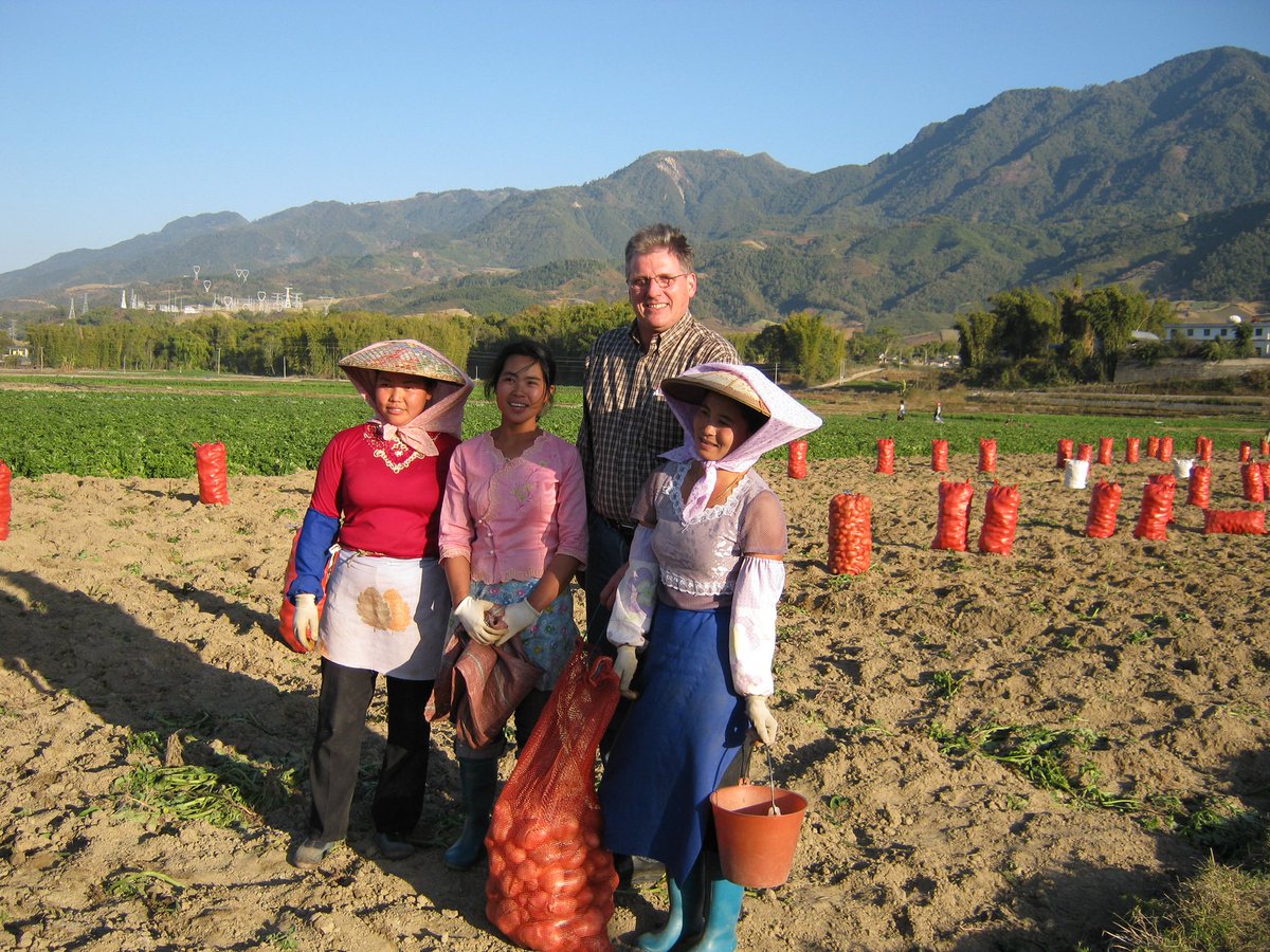 Peter VanderZaag tweet media