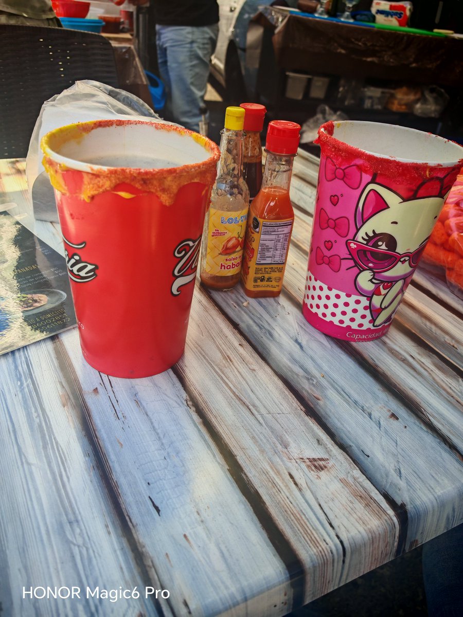 Alex&monzSW tweet media