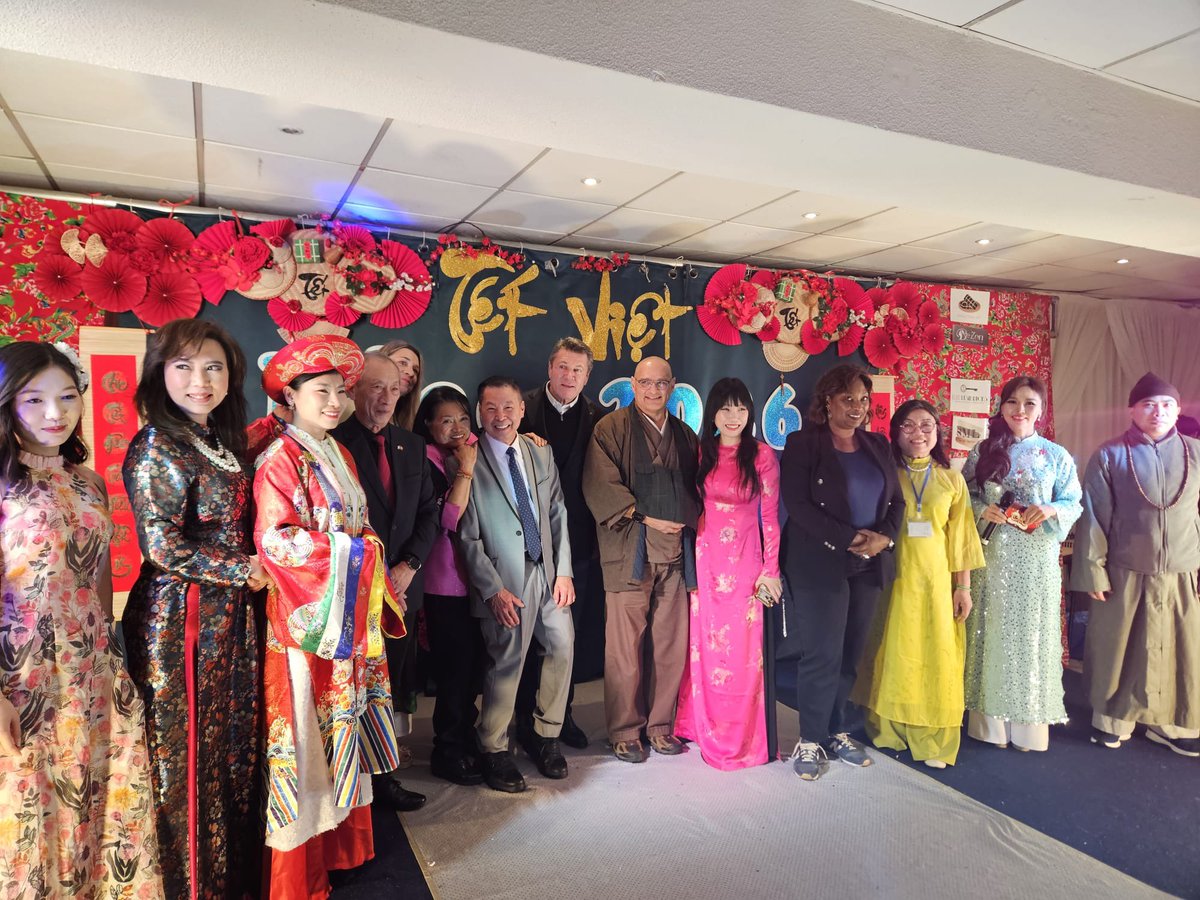 Christian Estrosi tweet media