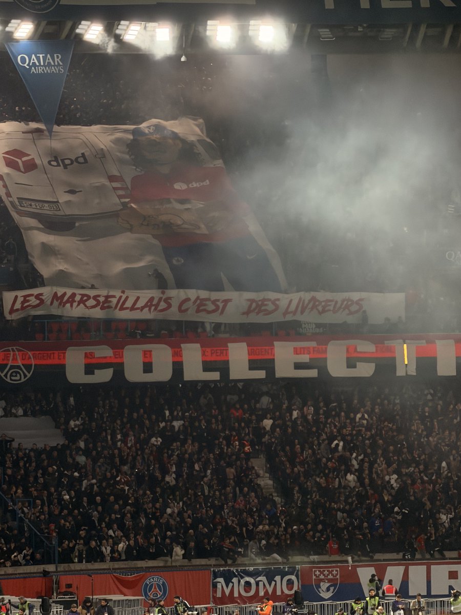 Salamandredu94's tweet image. Ptdrrrrrrrr la subtilité