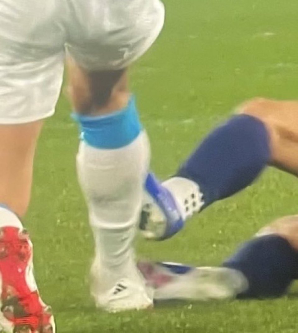 khal 🔵⚪️🇹🇳 tweet media