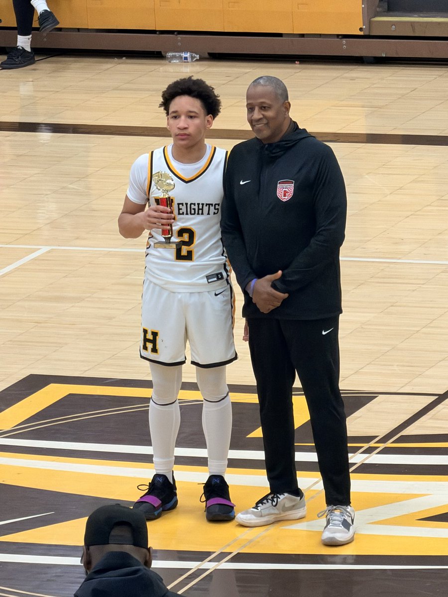 My 1st Born MVP at the Chet Mason Invitational <a href="/ChaceNixon55/">Chace Nixon</a> keep working son. Proud of you.