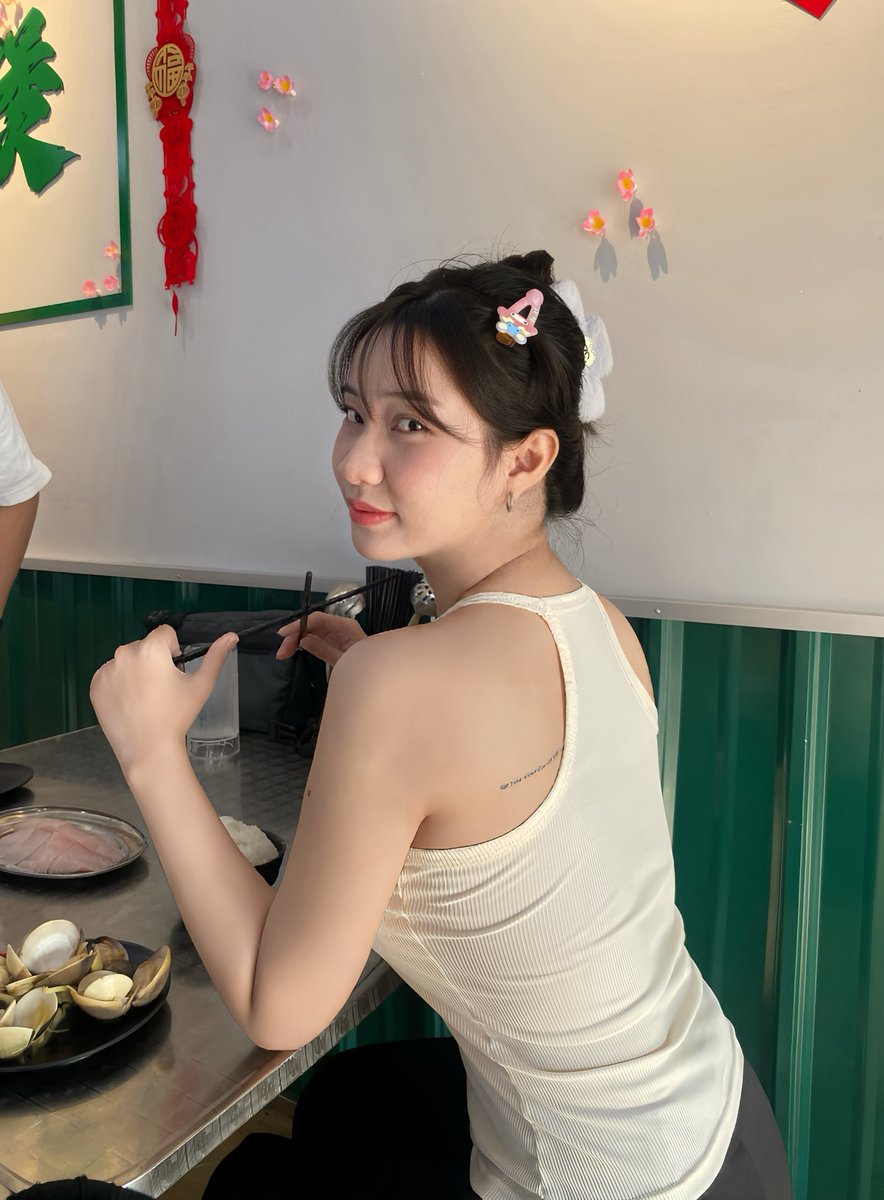ออ ออ ยอ tweet media