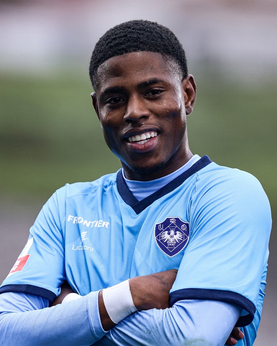 Chegar, jogar e marcar 👑 

Yefrei Rodríguez marcou na estreia com as nossas cores 🔴🔵

A Vida Pela União. Sempre!
#AVidaPelaUnião
#UDOliveirense
#UDOliveirenseSAD
#UDO