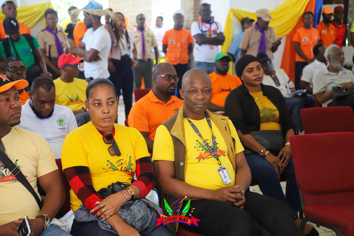 grandsudhaiti's tweet photo. #JACMEL🚨 #CarnavalNational2026_
Jacmel entre en fête. 🎭
C’est le premier jour du Carnaval national de Jacmel. Culture, couleurs et ambiance au rendez-vous. Notre auditoire et nos internautes seront gâtés grâce à l’engagement de l’équipe du Grand Sud. #grandsudhaiti https://t.co/aavTqGviOz