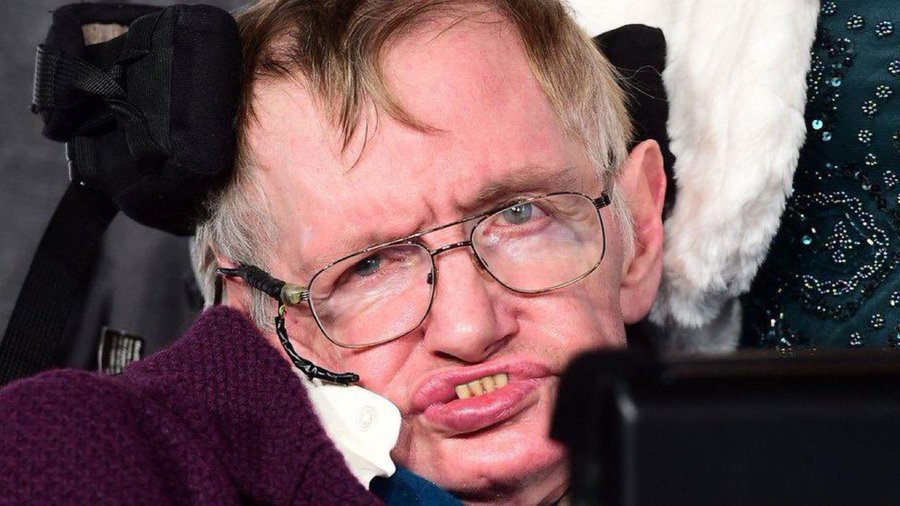 اكثر شيء صادم بموضوع ابستين هذا الشخص!!
لا دنيا ولا آخره 

ابو معفوس عفس
