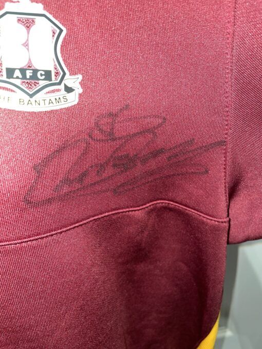 ItsSignedMemorabilia tweet media