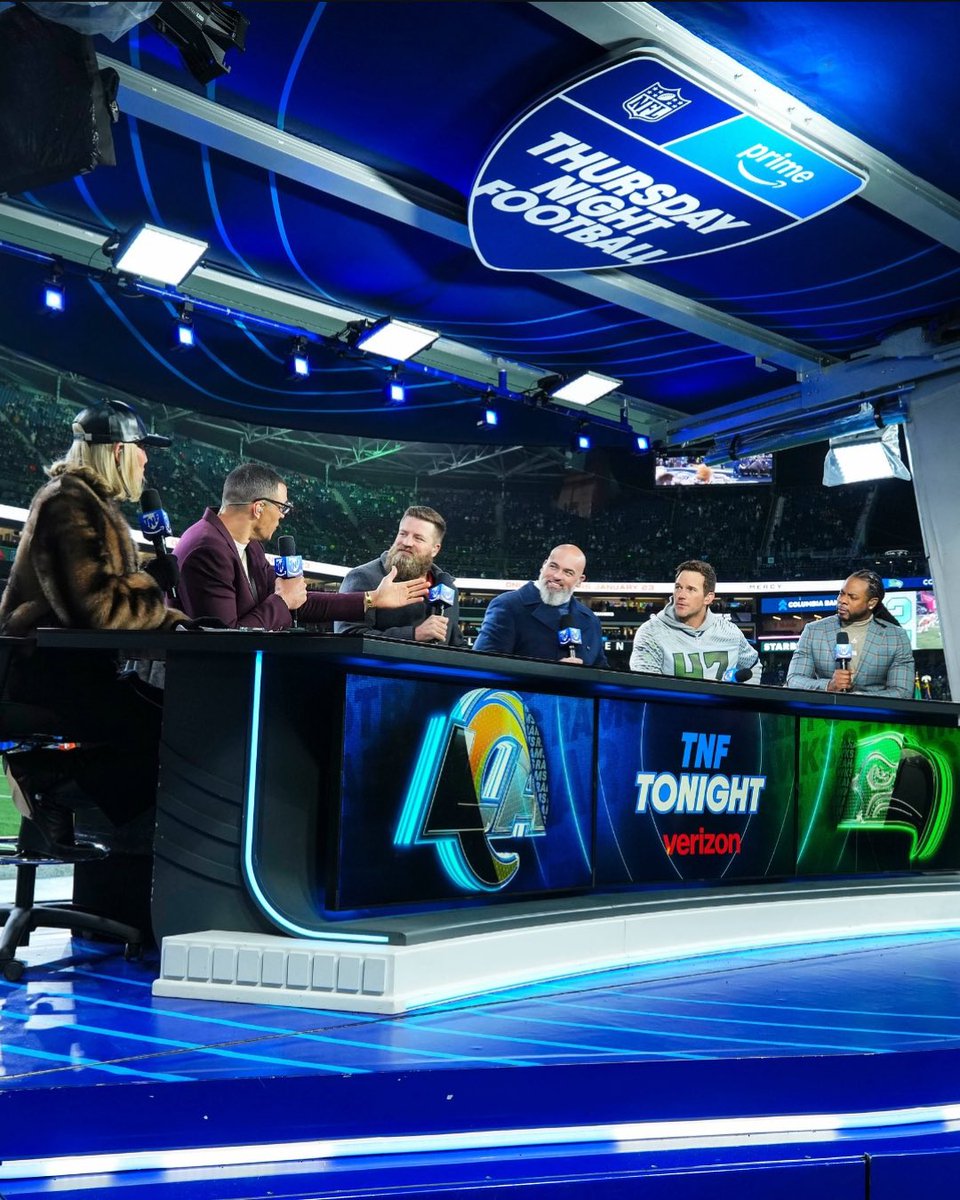 Chris Pratt tweet media