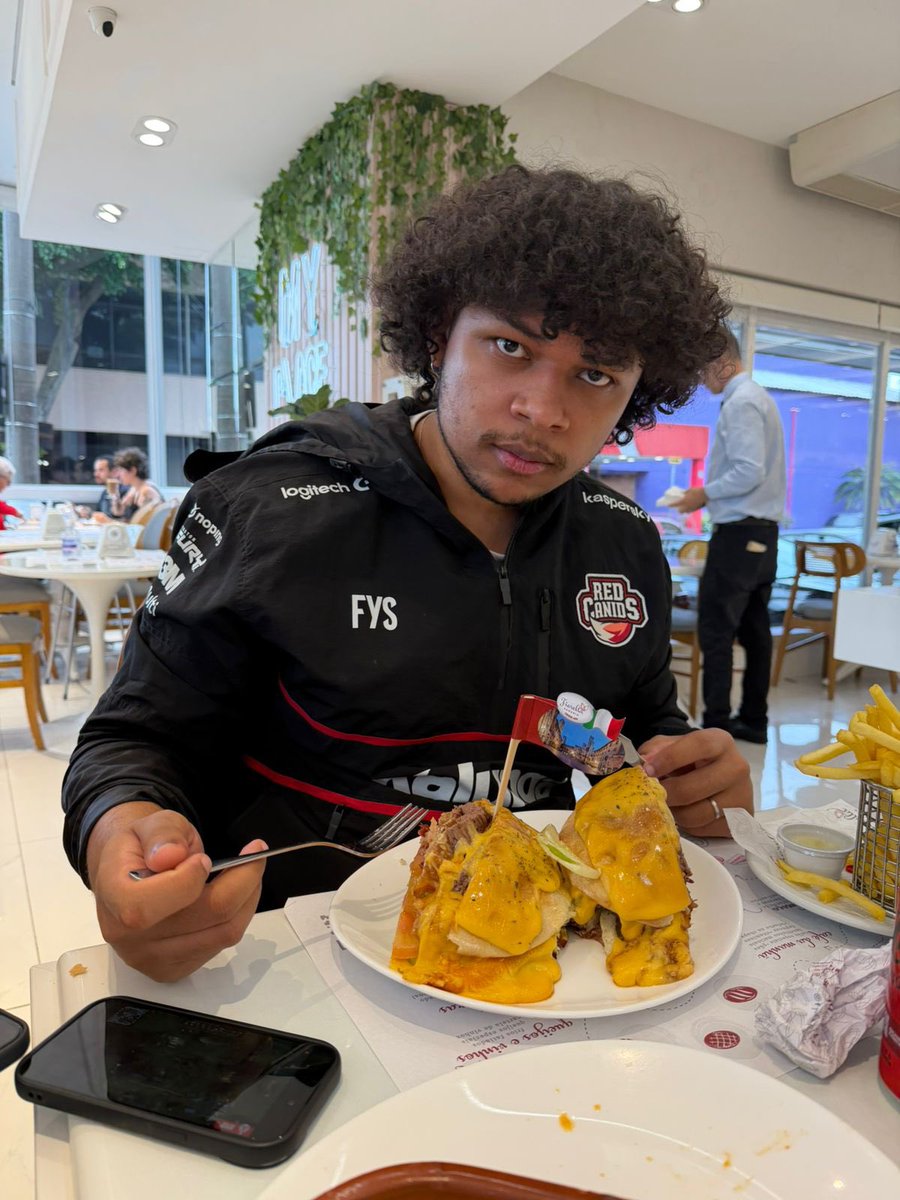 RED Canids Kalunga tweet media