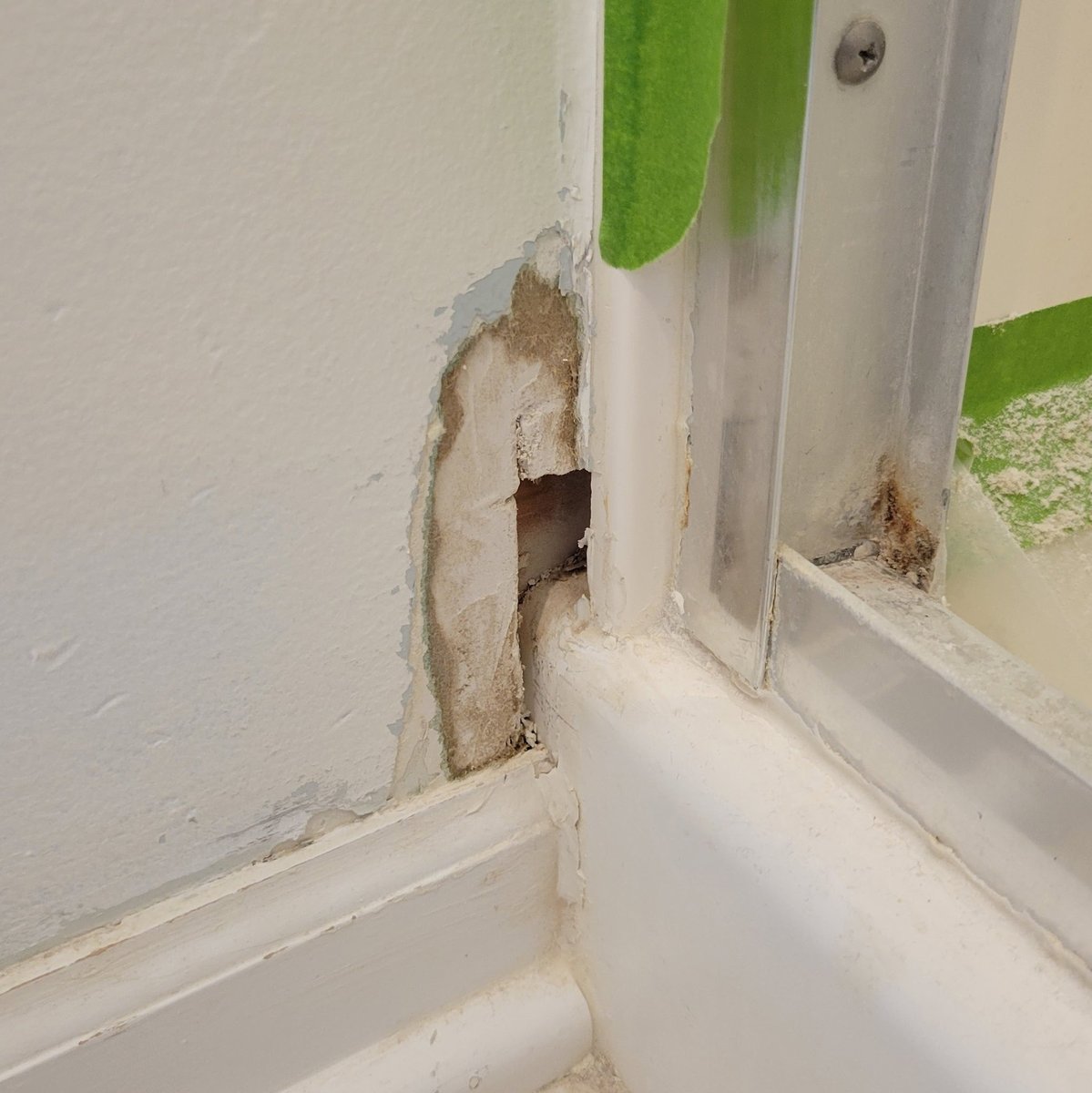KDPainting's tweet photo. We always repair wall imperfections as part of our paint jobs.
Doing your own painting, but need repair work done first?
Give us a call. https://t.co/VIDCdGISBS