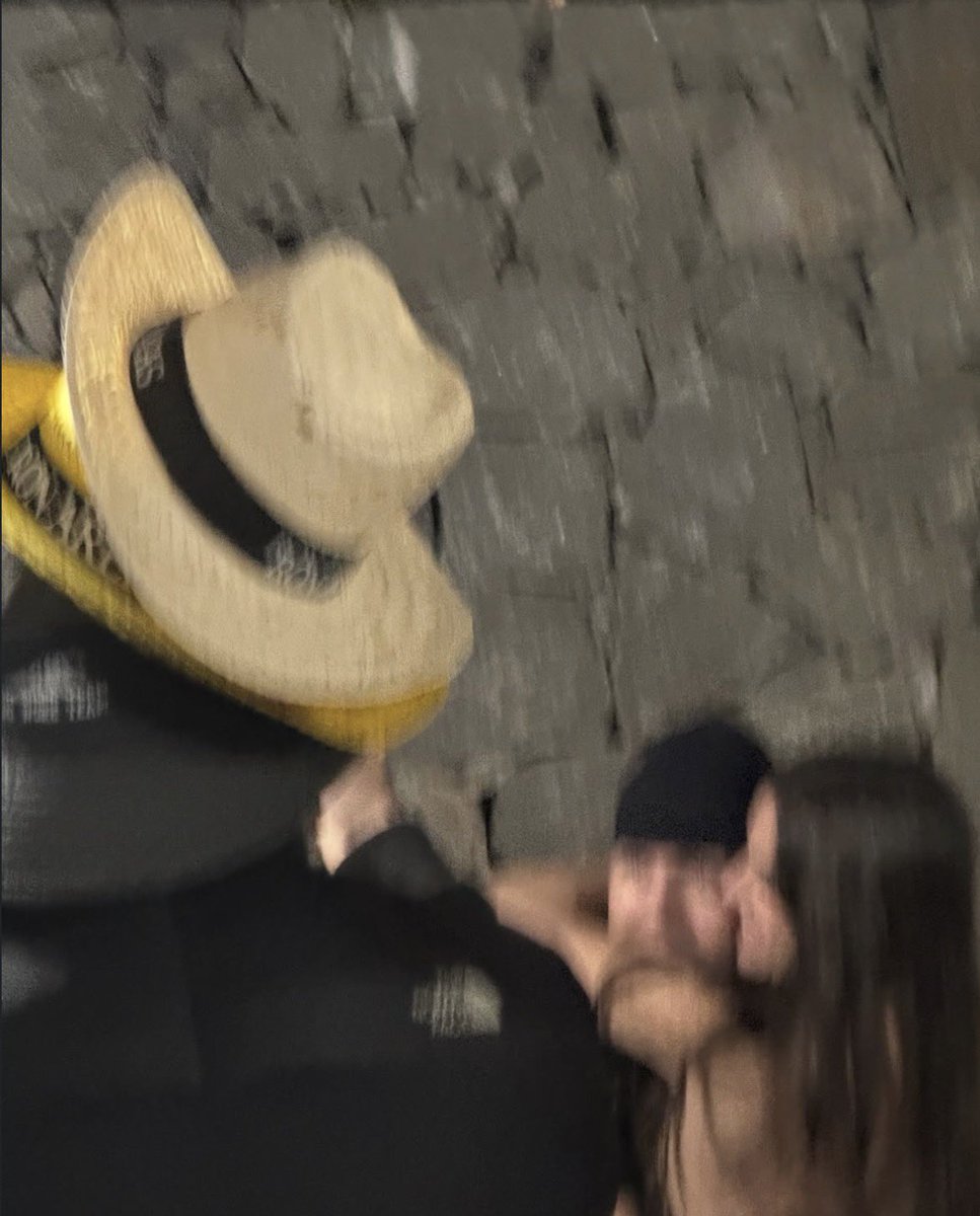 Abran puertas y dejen entrar, carnaval carnaval carnaval