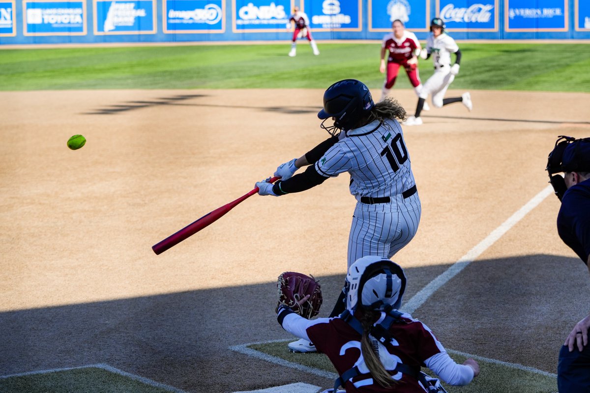 UNT Softball tweet media
