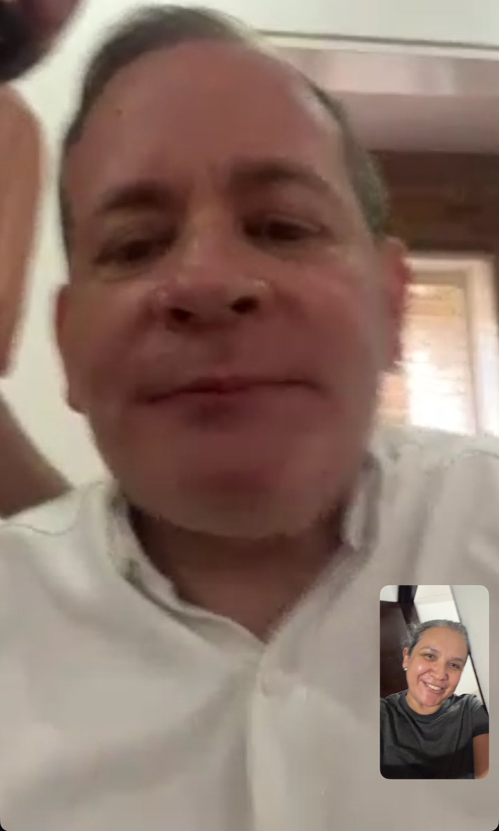 ¡De las mejores llamadas de los últimos tiempos! 

Qué alegría que estés bien y que estés libre <a href="/JuanPGuanipa/">Juan Pablo Guanipa</a>, tus palabras y energía nos recargan el alma y fortalece nuestro compromiso con las familias venezolanas que hoy están divididas y el compromiso con el país que soñamos