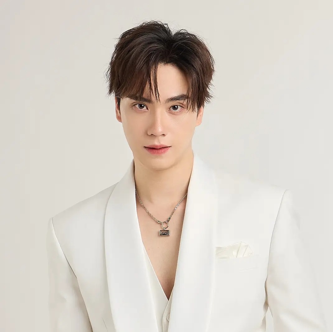 รูป Profile ใหม่ IG Twitter FB 
สว่างออร่ามากฮะ 

#TEeThanapon #ตี๋ธนพล