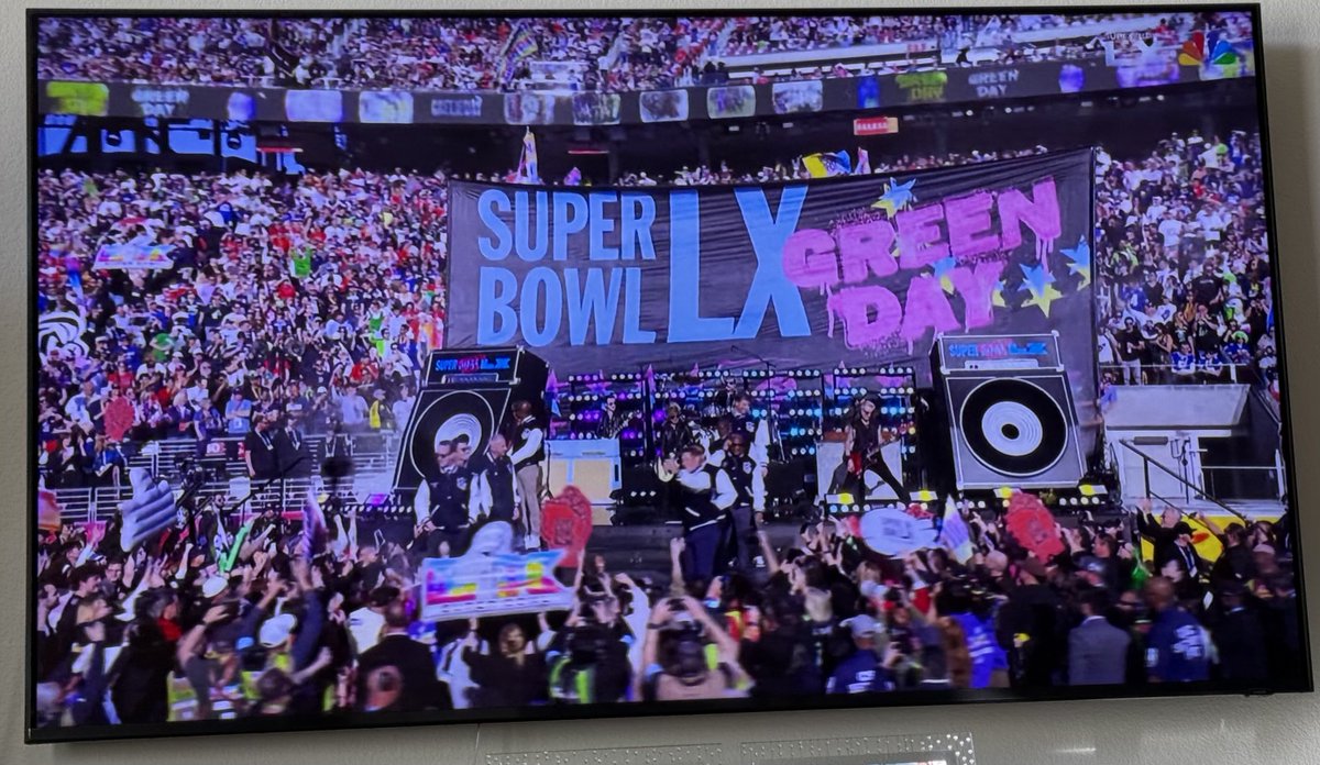 Sandeep Kishore tweet media