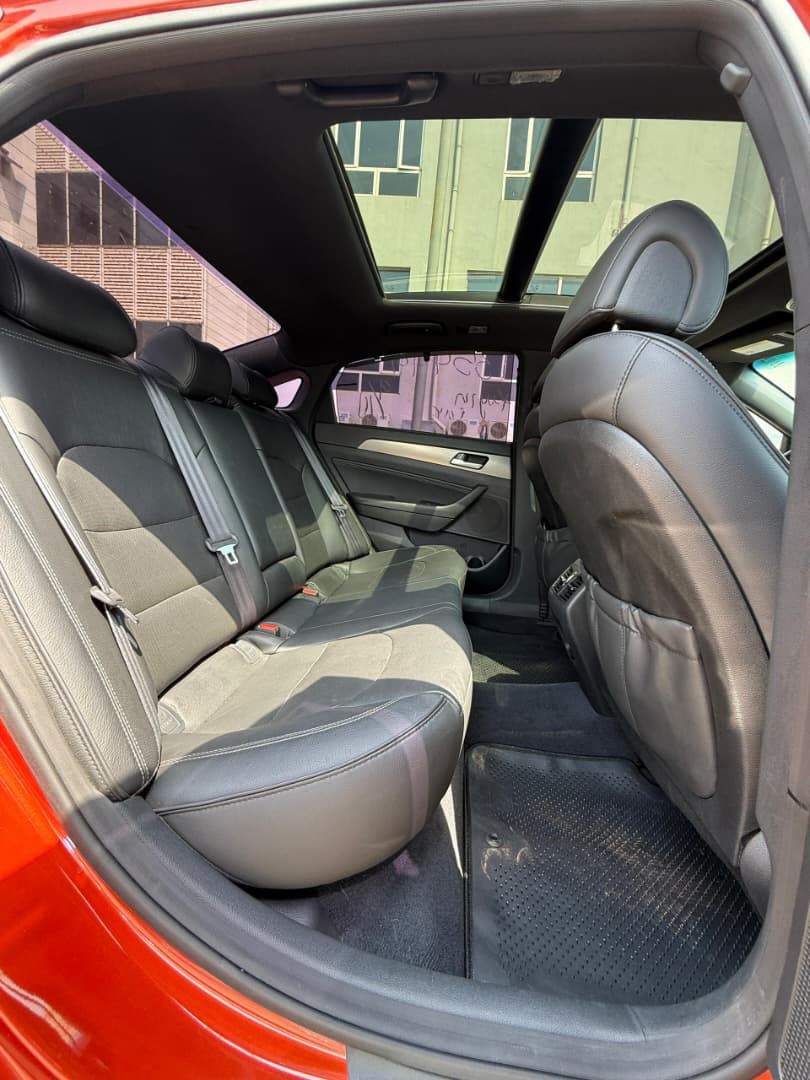 mustafa_mtd01's tweet photo. Foreign used Hyundai Sonata Limited-2:0 Turbo Charge 2015 model available!

Price: N16,500,000
Call or WhatsApp: +234 7056010200
Visit: @mustadesh_automobiles
#mustadeshautomobiles #sonata #explorepage #cars #fypシ https://t.co/gQwtLLCmvY