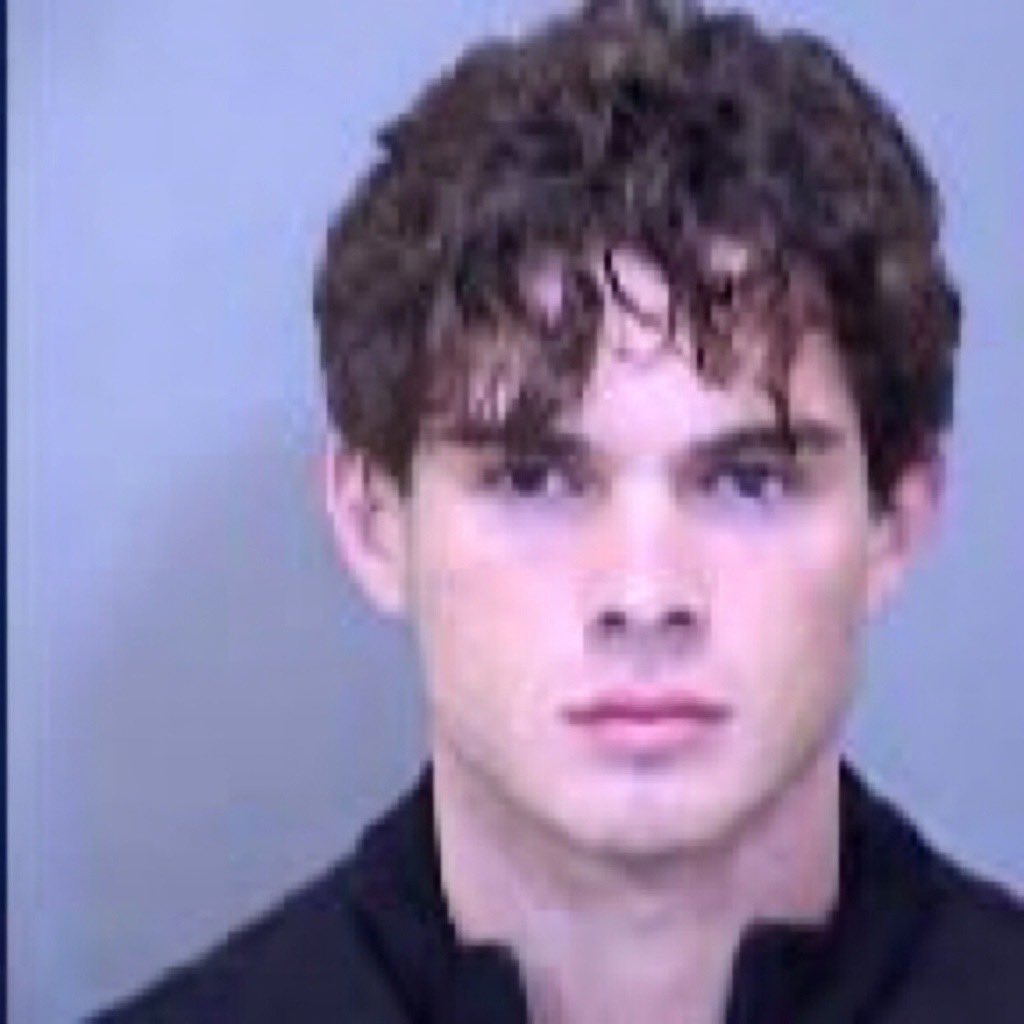 FearBuck tweet media