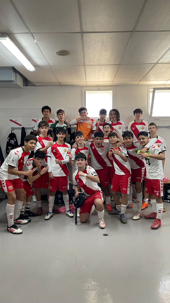 VICTÒRIA molt important del S14A per celebrar el primer +3 de l’any i poder celebrar una victòria a l’Estadi.

L’equip de <a href="/RehmanKhaann/">Rehman Khan</a> porta 9 victòries a Divisió d’Honor i es troba entre el 6 primers classificats a la lliga.

Moltes felicitats!🥳👏

⚔️ S14 A 3-0 Sant Cugat