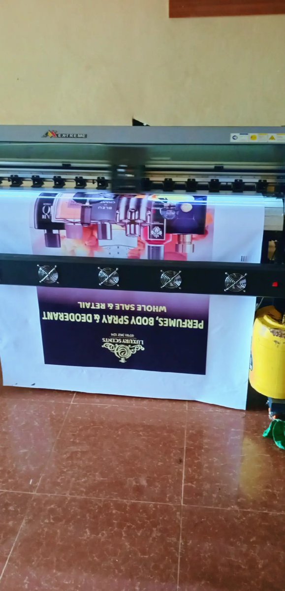 OolaGraphics's tweet image. NO AI. PURE COREL DRAW.  
Authentic creativity, crafted by professionals.  

We DESIGN • PRINT • BRAND • MARKET  
From logos, flyers, and banners to full campaigns 

📞 Call: 0112216151  
#BrandYourBusiness #viral #creatorsearchinsights #trendingnow #perfume