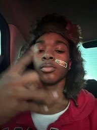 joniikxl tweet media