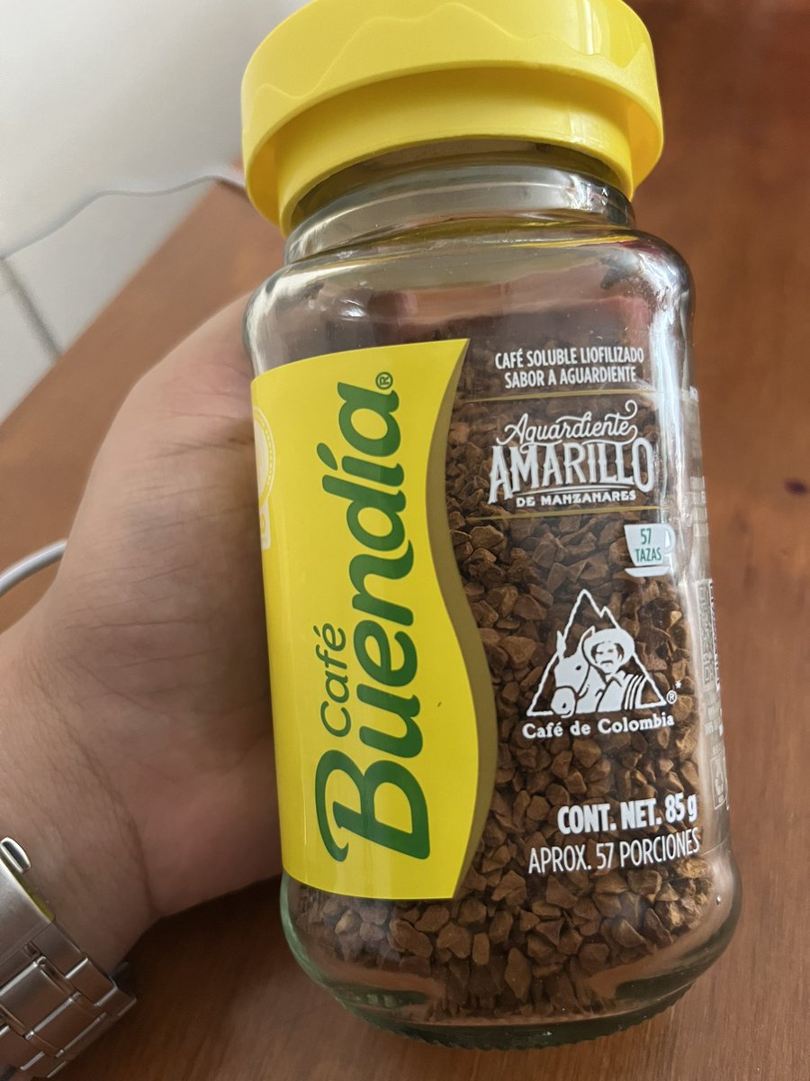 CRSastian's tweet image. Háganse un favor y compren este café, Dios que delicia 🤤🤤