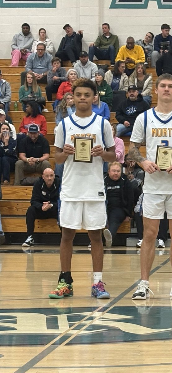 Carter Phillips tweet media