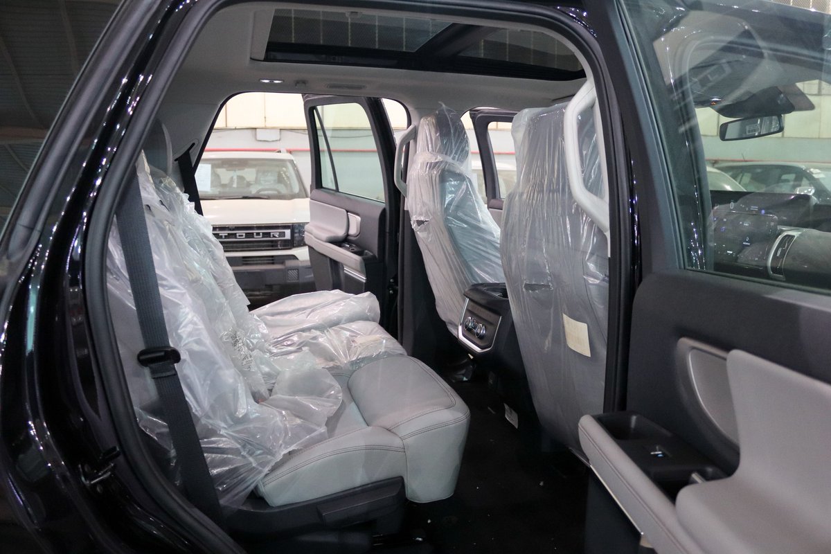 🔥 فورد اكسبدشن ACTIVE 4x4 موديل 2025
القوة، الفخامة، والاعتمادية في سيارة واحدة 💪
💰 السعر: 238,050 ريال شامل الضريبة

سيارة عائلية فخمة، مساحة واسعة، وأداء يعتمد عليه في كل الظروف 🌟

#فورد #فورد_اكسبدشن #فورد_2025 #اكسبدشن
#سيارات_فورد #4x4 #دفع_رباعي
#سيارات #سيارات_للبيع