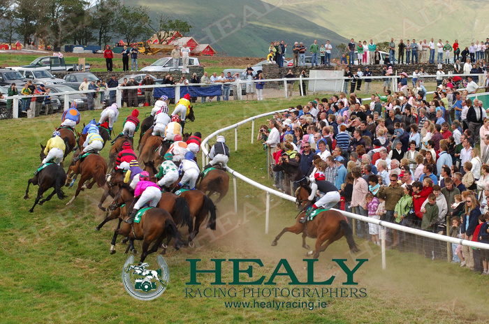 patcashhealy's tweet photo. Dingle Derby Festival 2006 Day 3 @DingleRaces
#20yearsago #archives #fromthearchive #memories #HorseRacing #HealyRacing #ReelingInTheYears #DingleRaces
Postcards from the County Kerry venue for Dingle Derby Day.
(c)https://t.co/voWGTccO7K https://t.co/w9yQbXGusc