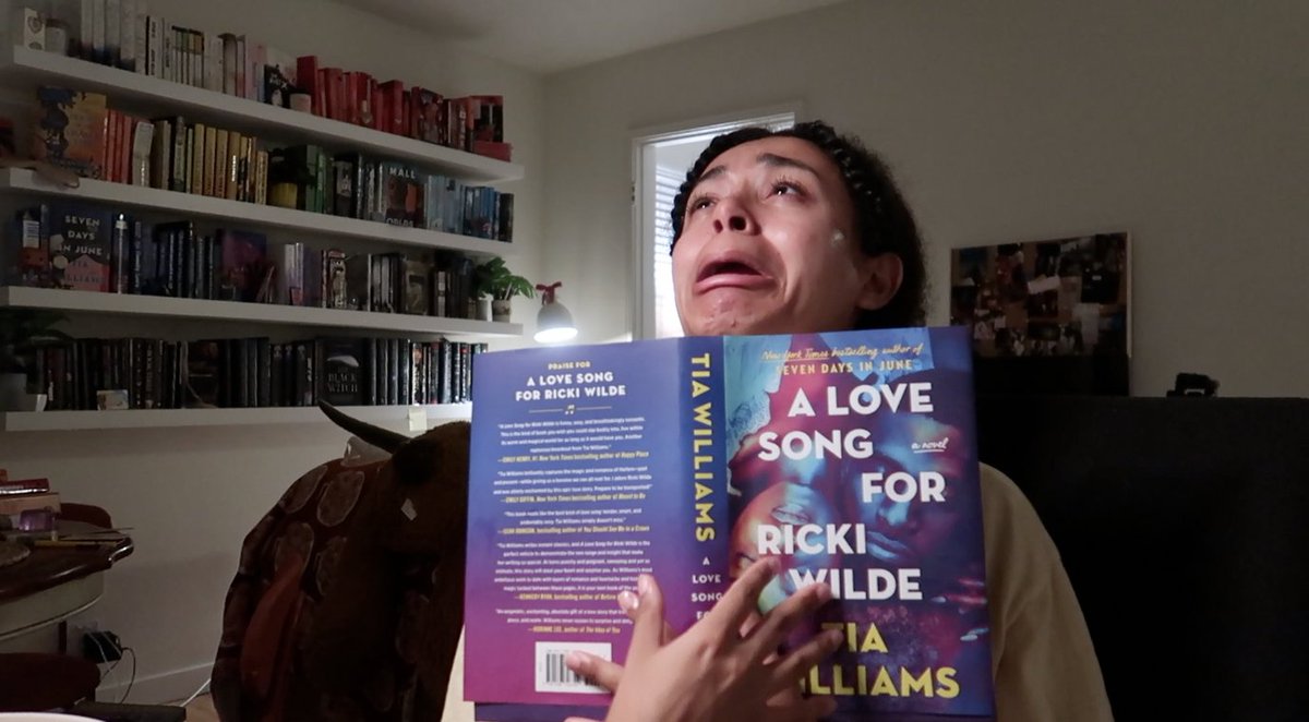 I had too much fun in today's reading vlog💀💕🥴

youtu.be/5u6xCFfAMoQ