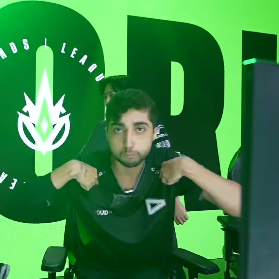 zedeodonto's tweet photo. Ele chamou e aconteceu.
#MagoDay apenas. Confiem na magia.🧙🏻 https://t.co/ZJWw1SI9J4