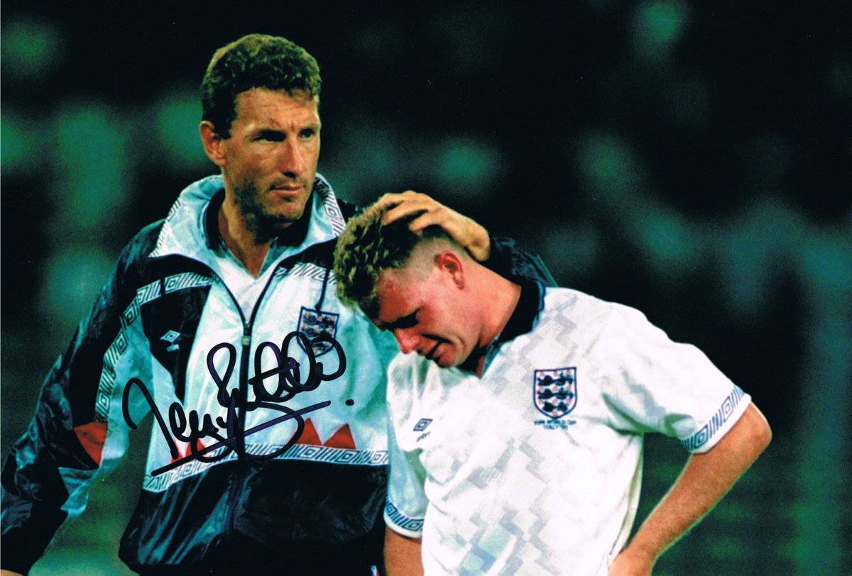 ItsSignedMemorabilia tweet media