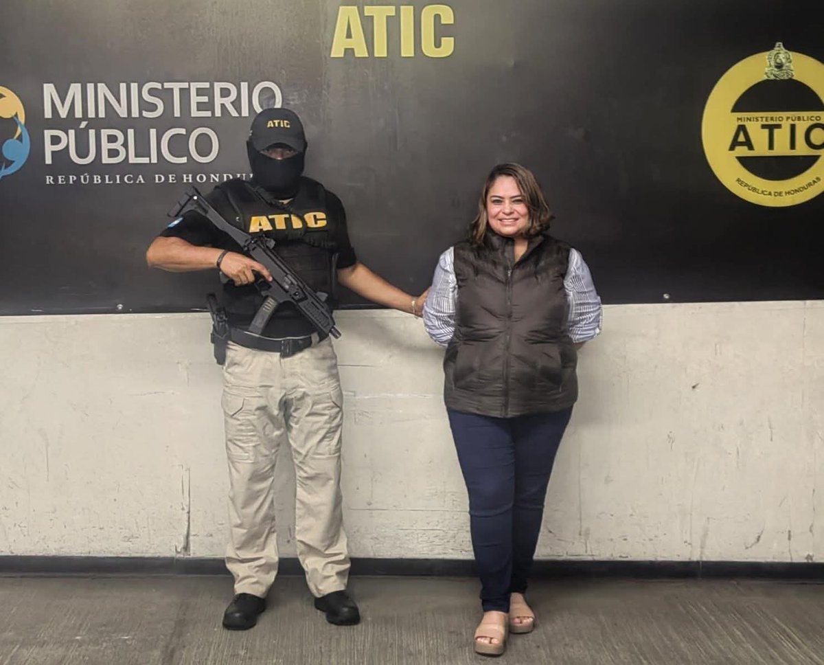 RRkd019's tweet photo. @maritoozm_ Maje ustedes traficaron con menores! https://t.co/KjR7a2HpKJ