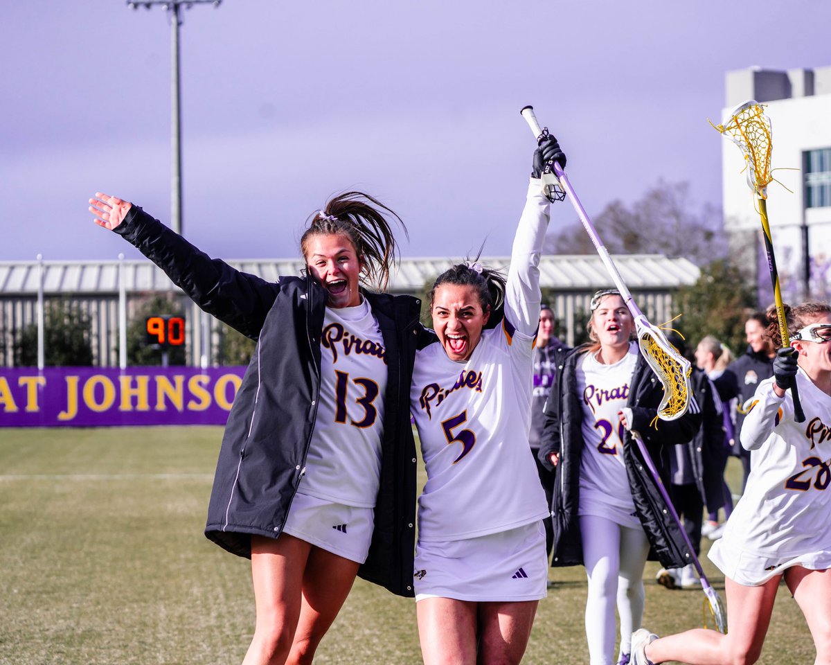 eculax's tweet photo. That first win of the season feeling 🥳

#GoPirates https://t.co/hytcOiMUiN