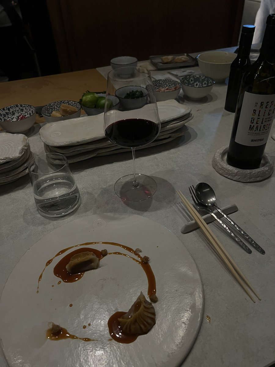 Martínez tweet media