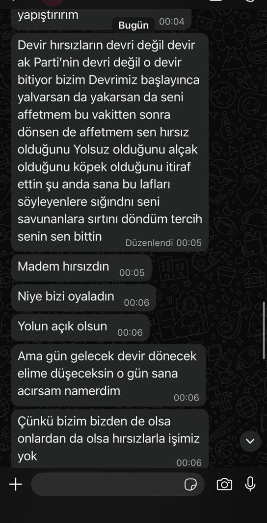 Genel Başkanımız Sayın Özgür Özel’in AKP’ye kaçmak için bahane arayan Mesut Özarslan ile olan Whatsapp yazışmaları ektedir;

Böylelikle Özgür Özel’in gece gündüz memleket için çalıştığı, ‘Ananı da il git’ demediği, mukaddesata küfür etmediği, az bile söylediği tescillendi.