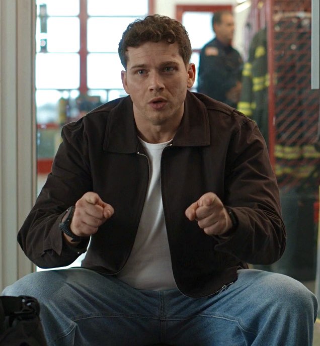 BuckEddie4life's tweet image. "Biologically i can't 
get you pregnant"              "So you hate me?"