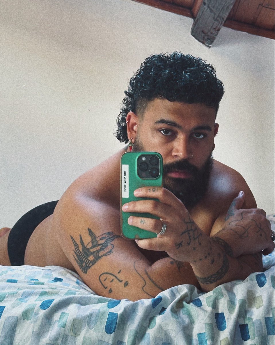 mabelette's tweet image. #LGBTQIALovers