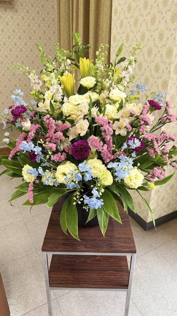 【神人 今日の一言2026.2.9】
〜価値観〜

あなたと100%同じ価値観の人は
厳密には存在しません

付き合うほどに
自他との違いが分かることでしょう

初めから＂存在しない＂
という答えを知っていれば
他との違いに対して
ネガティヴに苦しむことはありません

自他共に違うということは