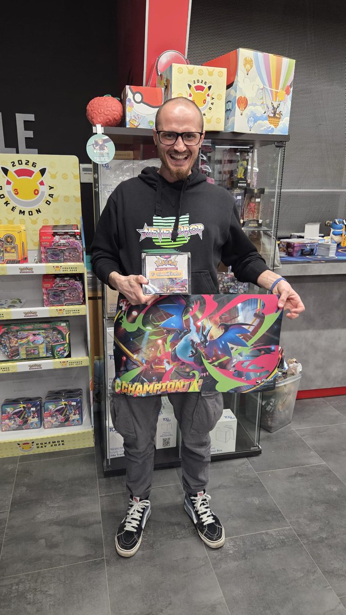 1 th of 66 master at the Adria Cup today.. proud of my Bolt⚡ and proud of me💚 <a href="/NeverDropTCG/">NeverDropTCG</a>