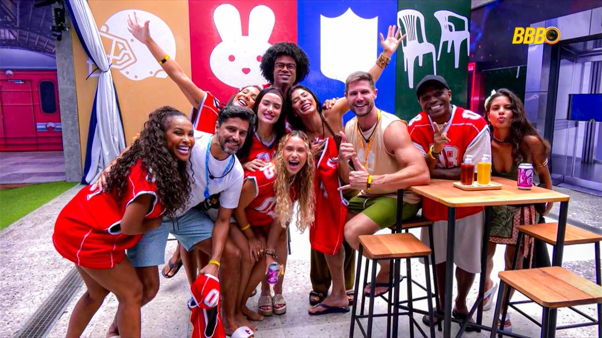 fonsecauil's tweet photo. Depois da roubalheira descarada na ação, a gente tem a foto que vamos deixar preto e branco #BBB26 https://t.co/XqMTffKe8S