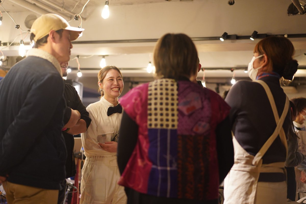 PANCETTA MUSIC LIVE vol.2 終演しました！

ピアノ・サックス・チェロの生音が響く空間で、
聴くだけじゃなく、みんなで曲を生み出したり、詩の朗読があったり。
飲んで、食べて、笑って。
音楽を「一緒に味わう」あたたかな時間になりました。